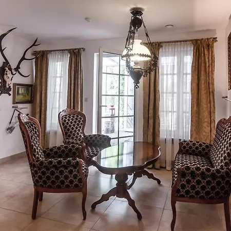 多尔克麦斯里基别墅