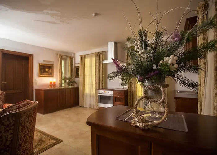 Villa Dworek Mysliwski *